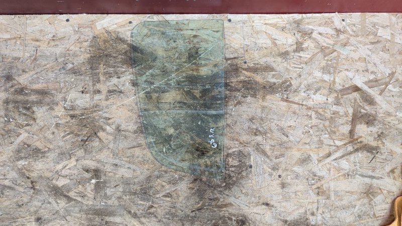 Форточка двери