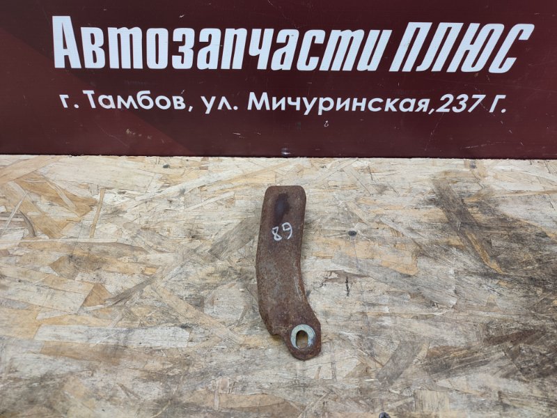 Кронштейн впускного коллектора