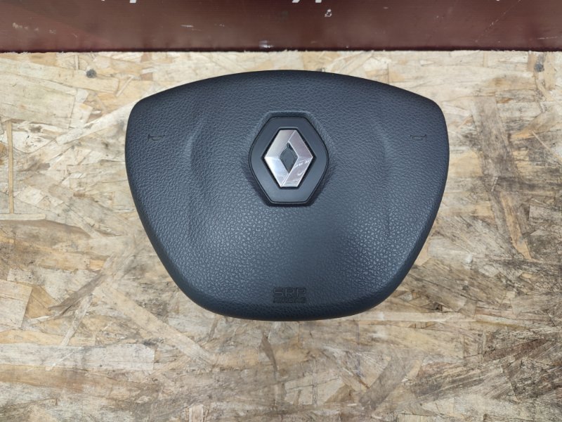 Подушка безопасности водителя