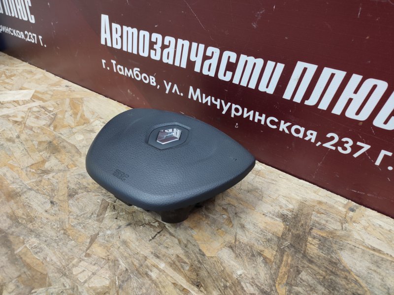 Подушка безопасности водителя