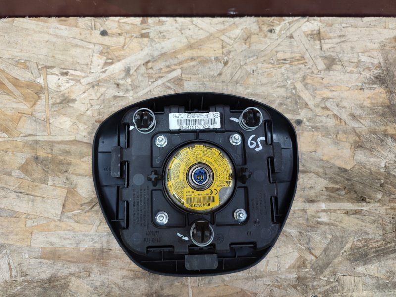 Подушка безопасности водителя