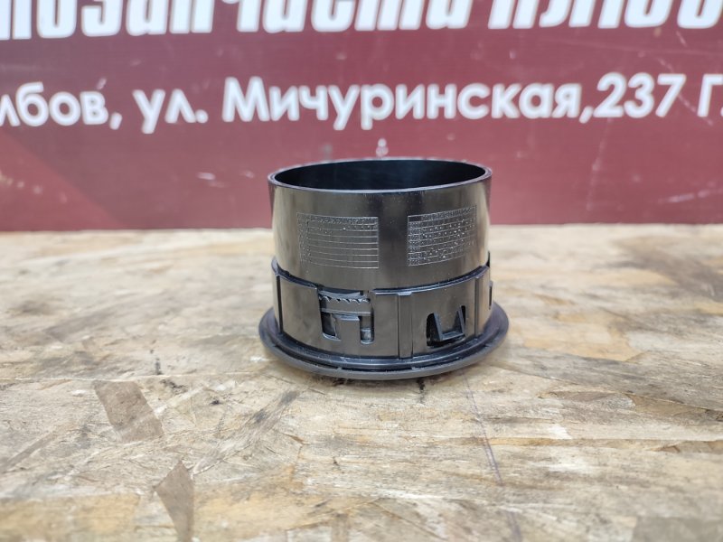 Воздушный дефлектор салона