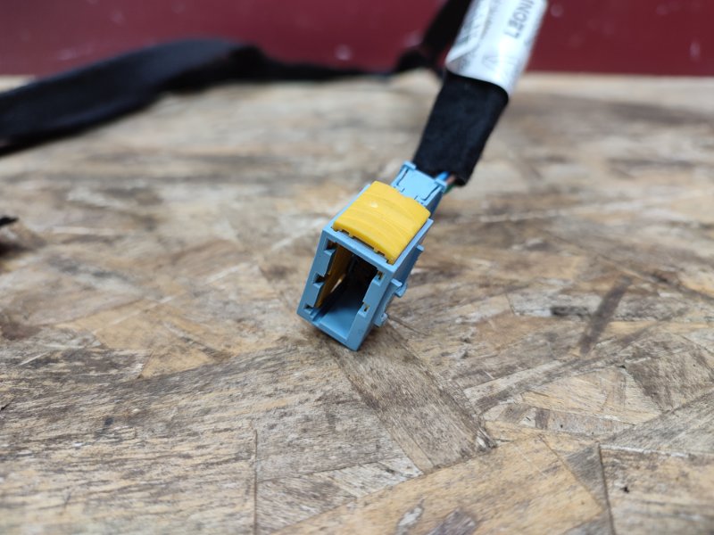 Проводка бардачка