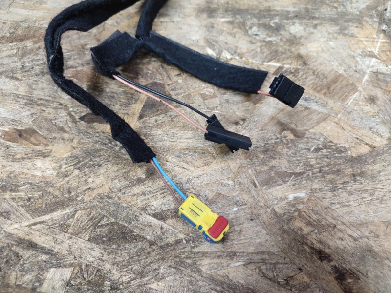 Проводка бардачка