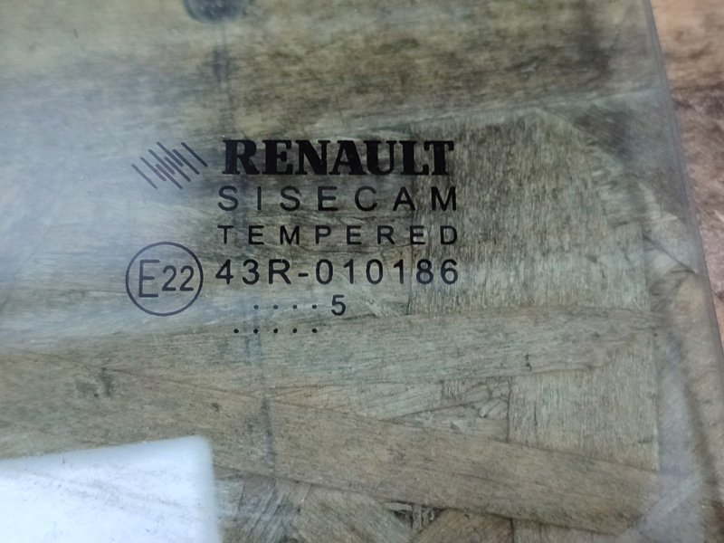 Форточка двери