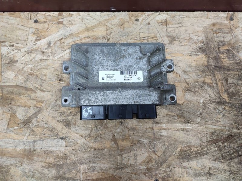 Блок управления двигателем