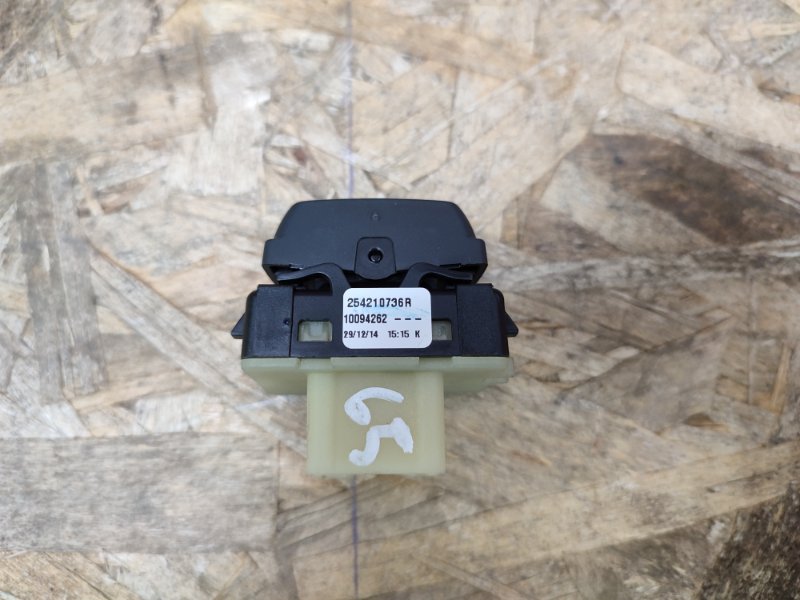 Кнопка стеклоподъемника