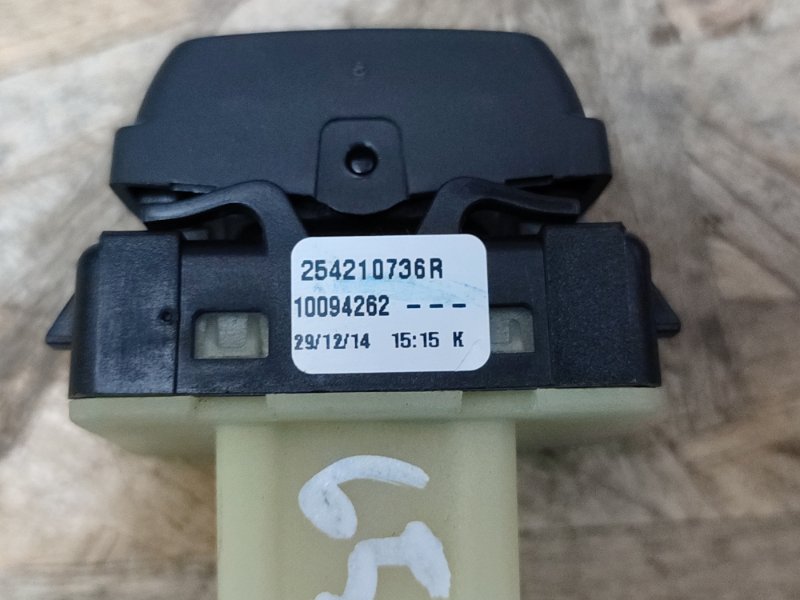 Кнопка стеклоподъемника