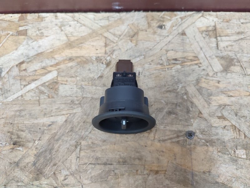 Выключатель подушки безопасности