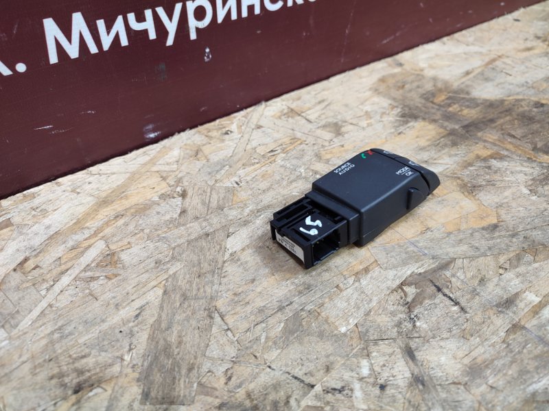 Джойстик управления магнитолой