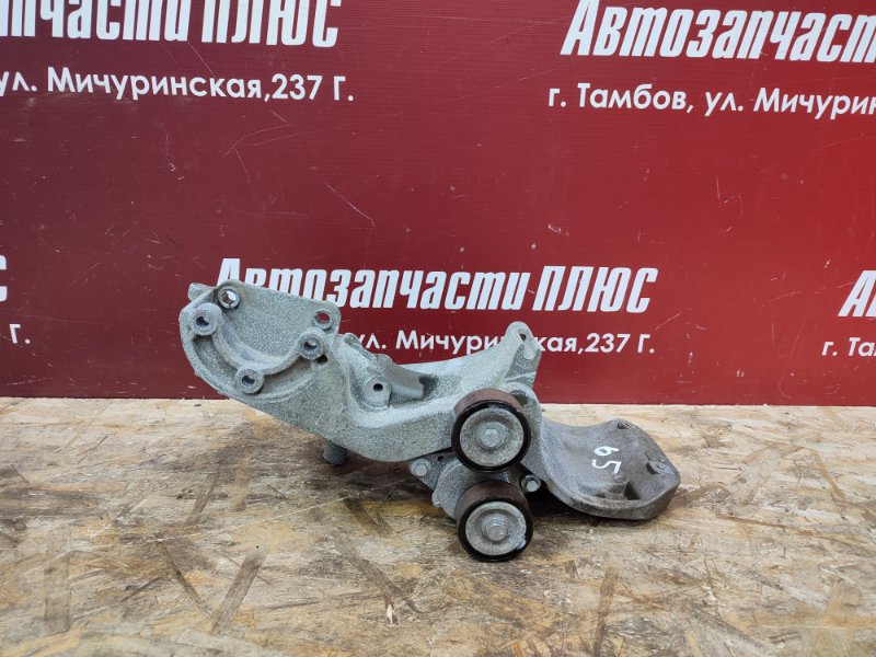 Кронштейн генератора