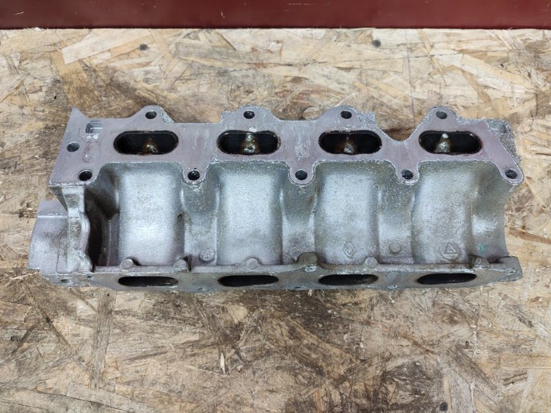 Впускной коллектор