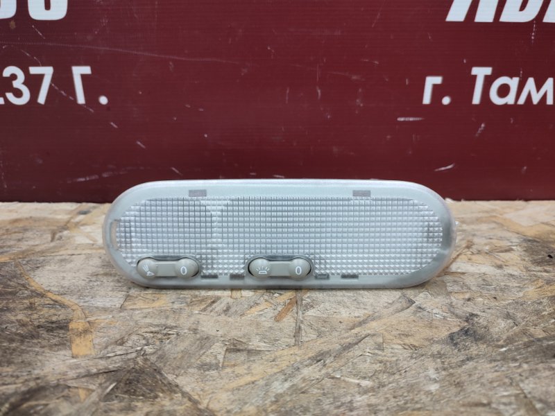 плафон освещения салона