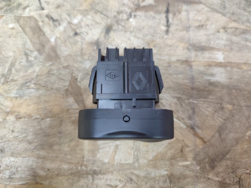 Кнопка блокировки дверей