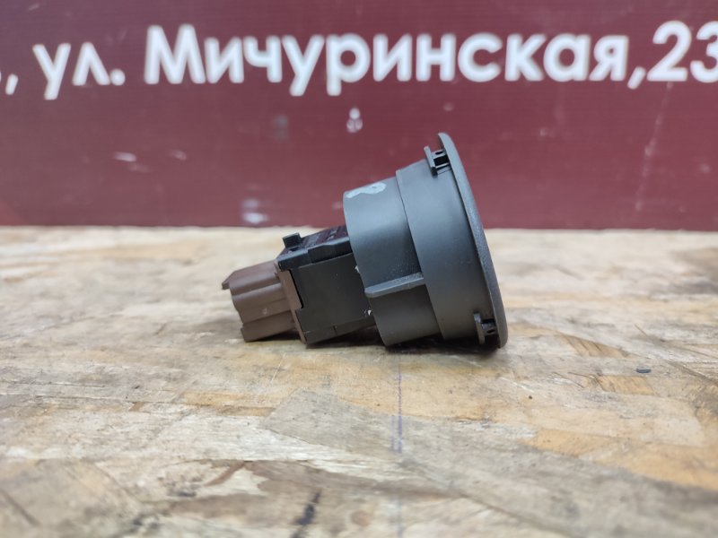 Выключатель подушки безопасности