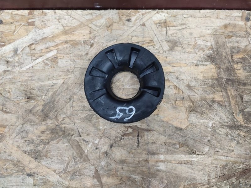 Верхняя опора    пружины