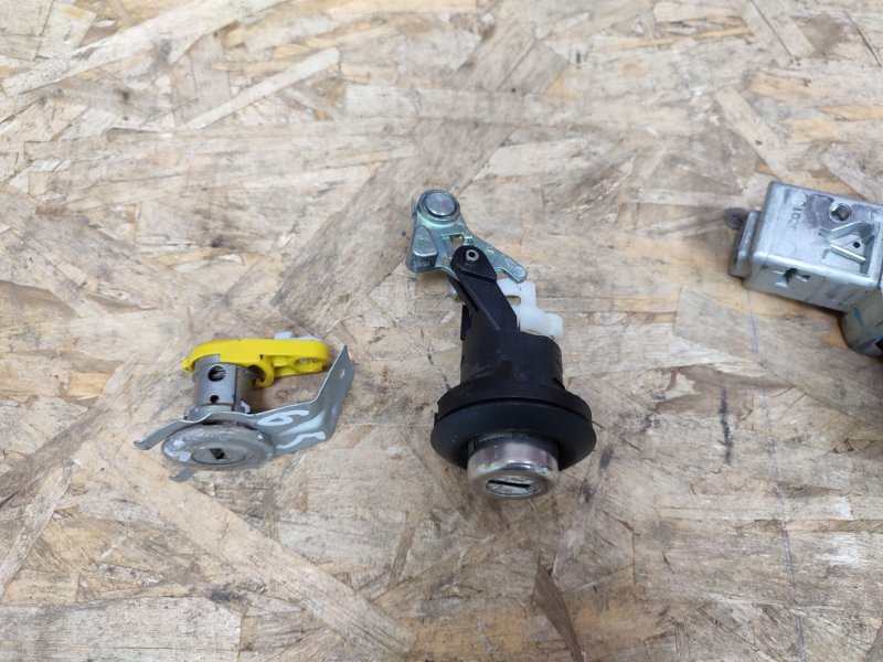 Комплект замков