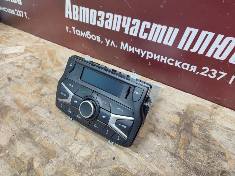 Магнитола штатная
