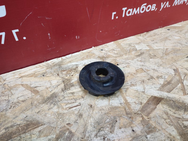 Верхняя опора    пружины