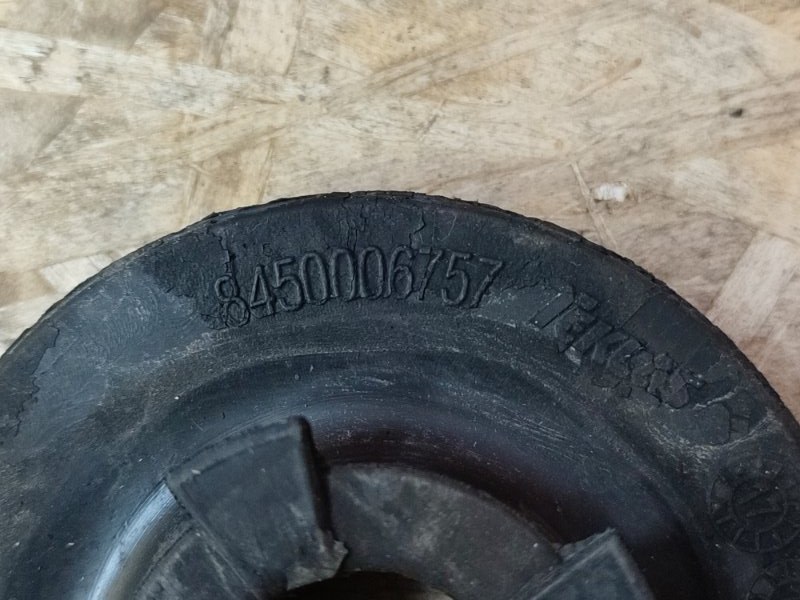 Верхняя опора    пружины