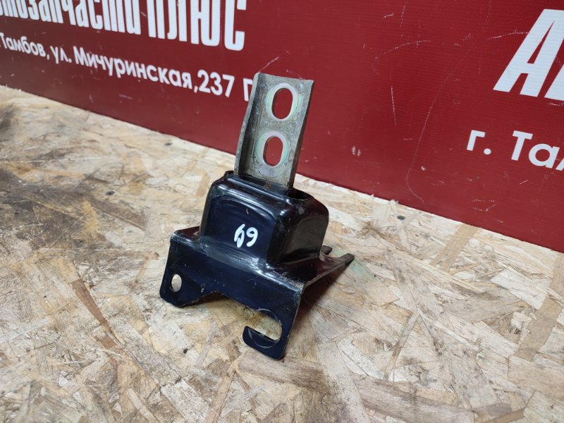 Опора двигателя