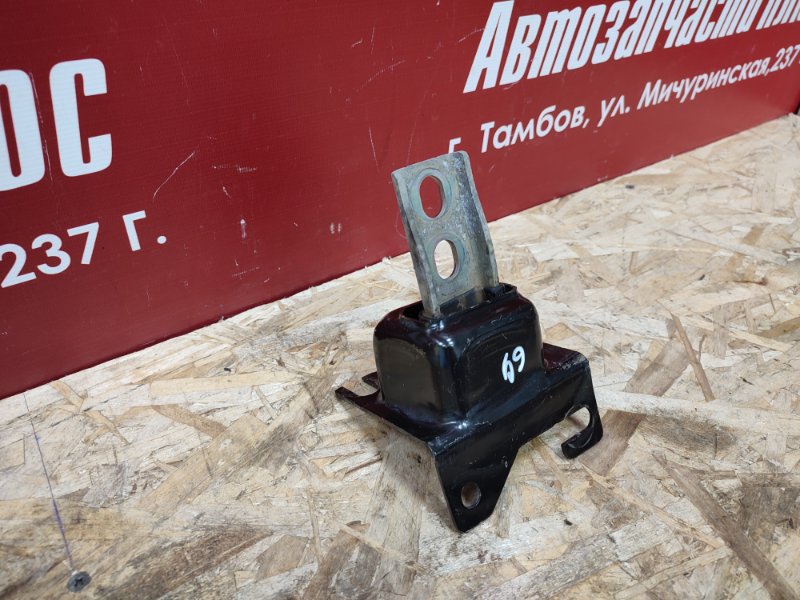 Опора двигателя