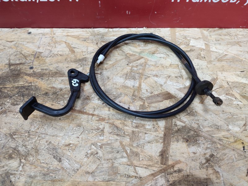 Ручка открывания капота