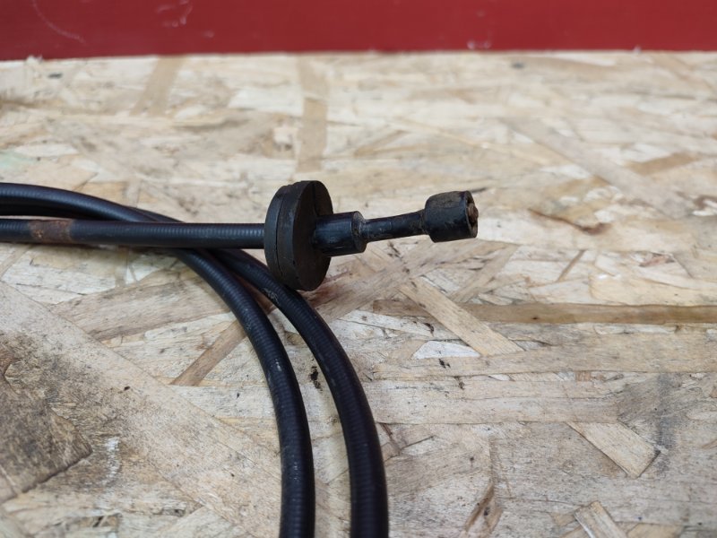 Ручка открывания капота