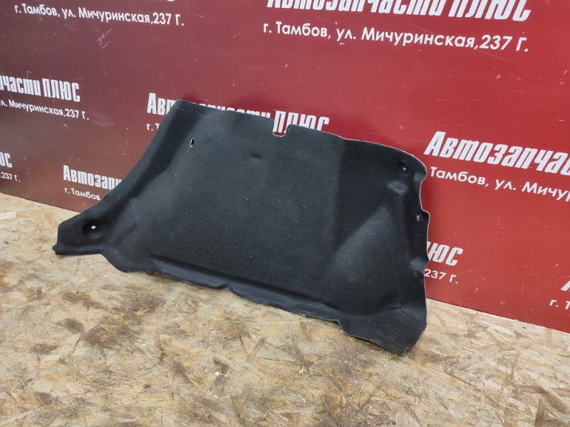 Обшивка багажника