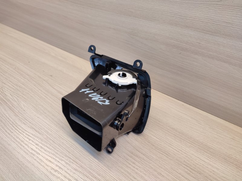 Воздушный дефлектор салона