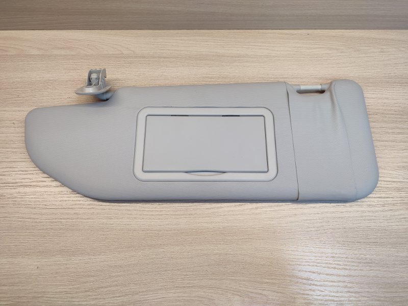 Козырек солнцезащитный