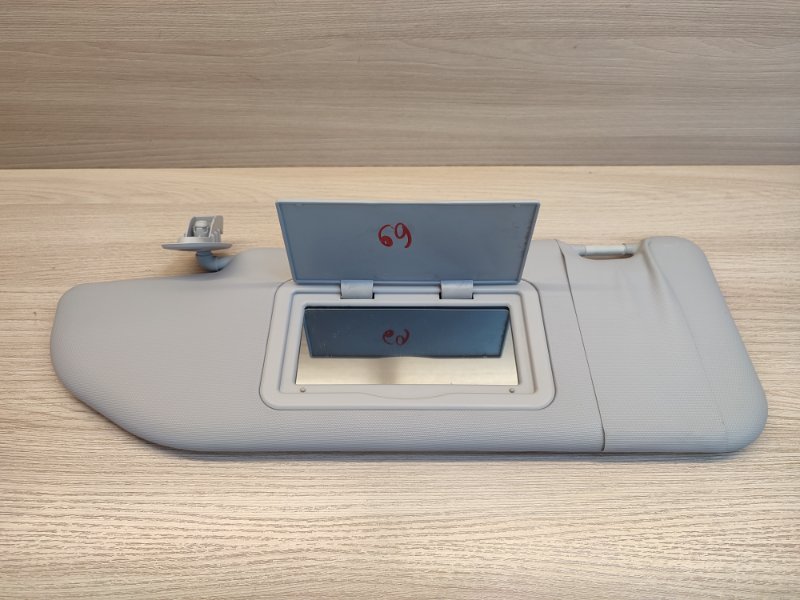 Козырек солнцезащитный