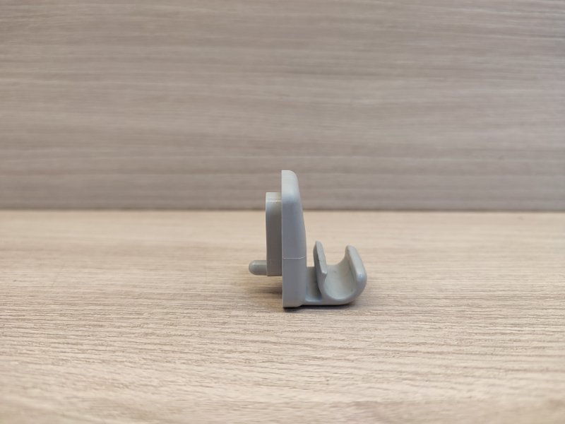 Крепление солнцезащитного козырька