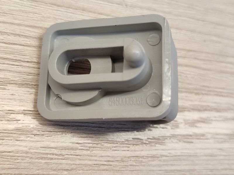 Крепление солнцезащитного козырька