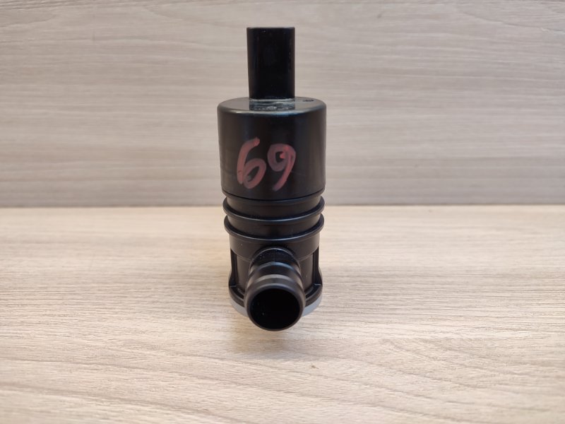 Моторчик бачка омывателя