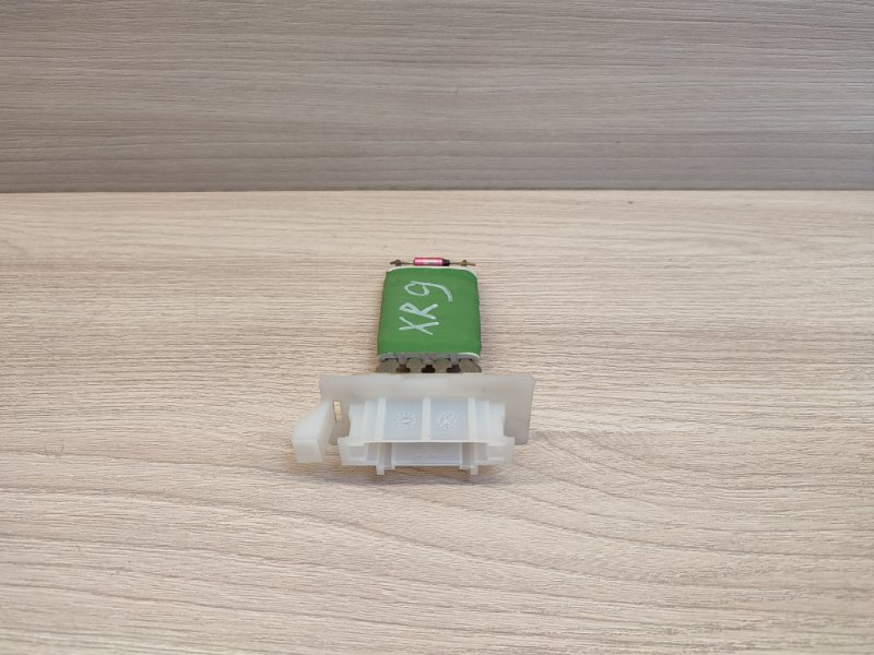 Резистор отопителя