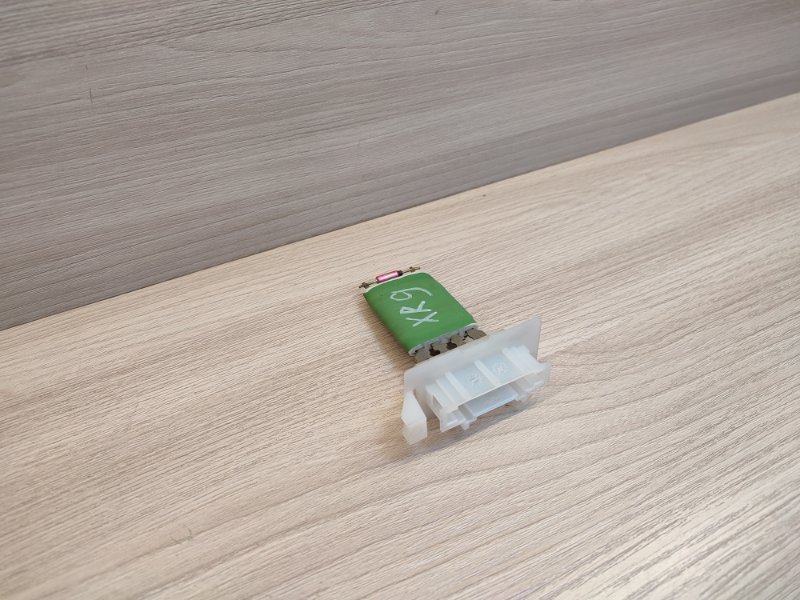 Резистор отопителя