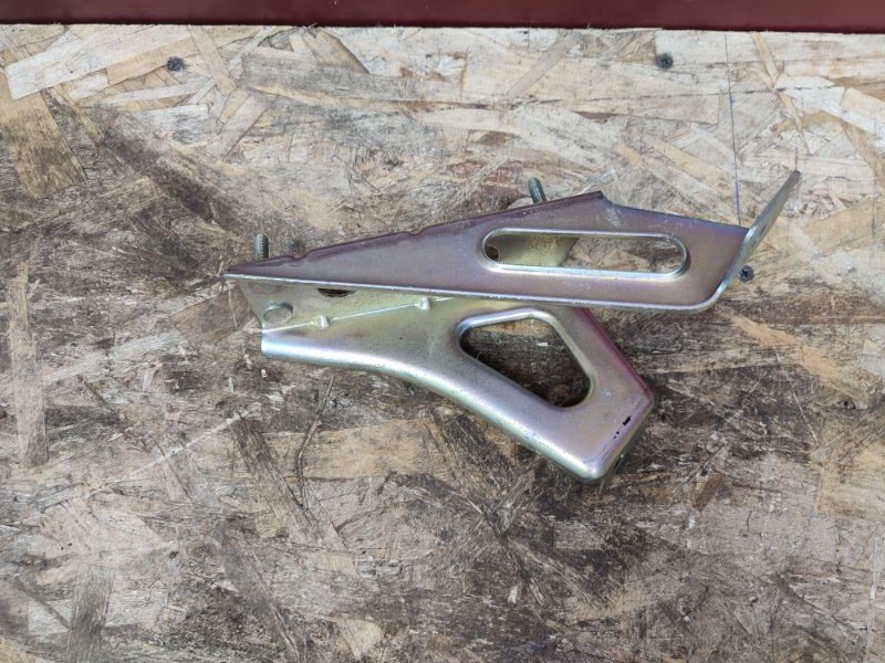 Кронштейн педали газа