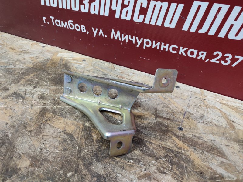 Кронштейн педали газа