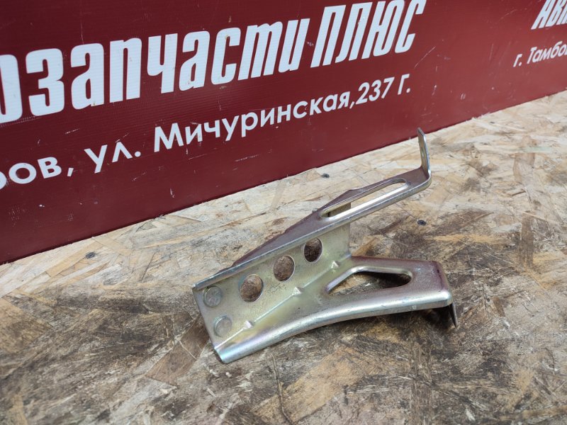 Кронштейн педали газа