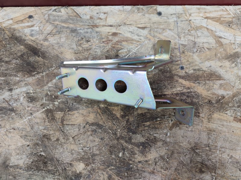 Кронштейн педали газа