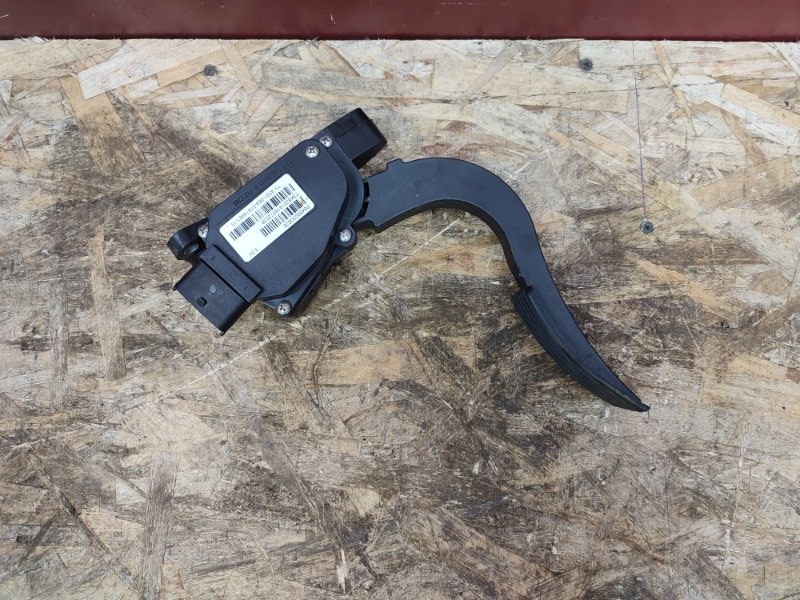 Педаль газа