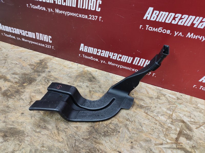 Воздуховод салона