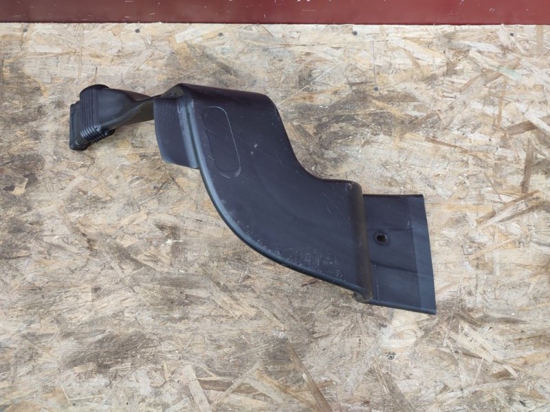 Воздуховод салона