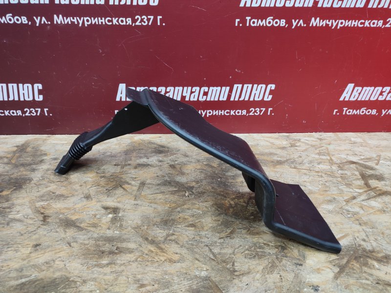 Воздуховод салона