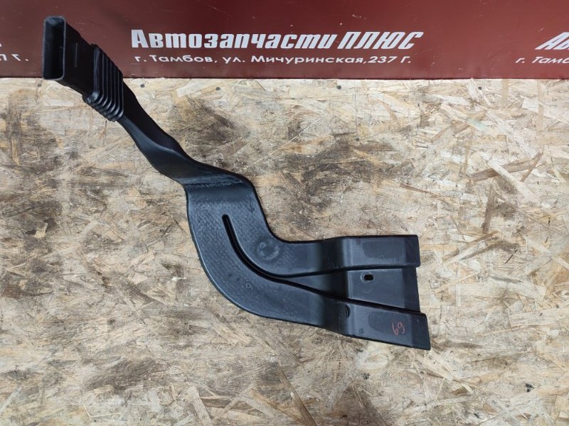 Воздуховод салона