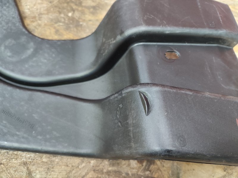 Воздуховод салона