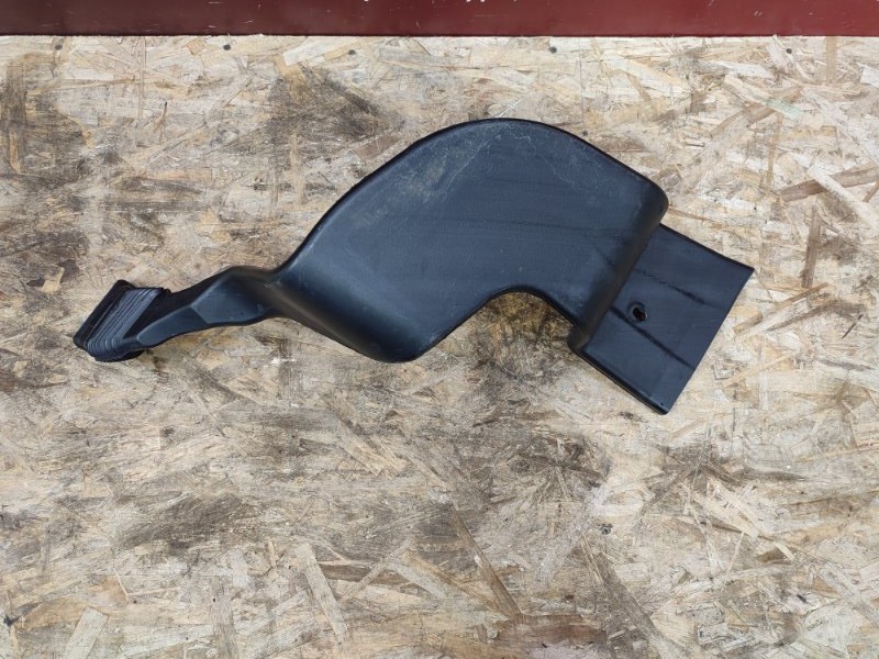 Воздуховод салона