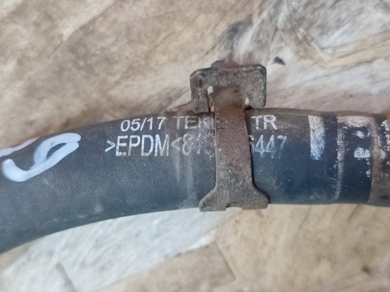 Шланг расширительного бачка