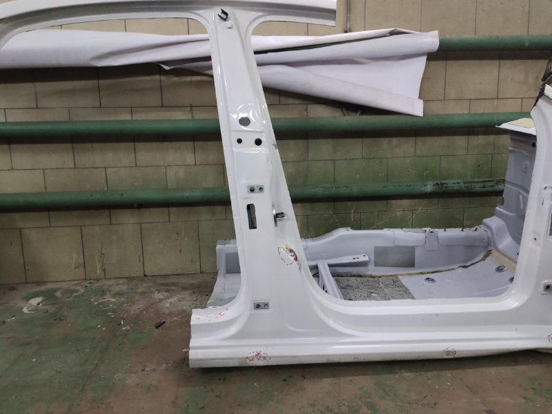 средняя стойка